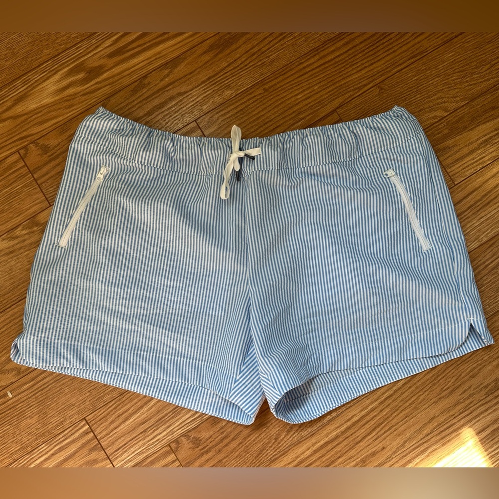 Magellan Outdoors Seersucker Women's Fishing Shorts